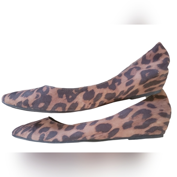 Target Merona leopard faux suede pointed toe ballet flats shoes US 11 - Picture 3 of 4